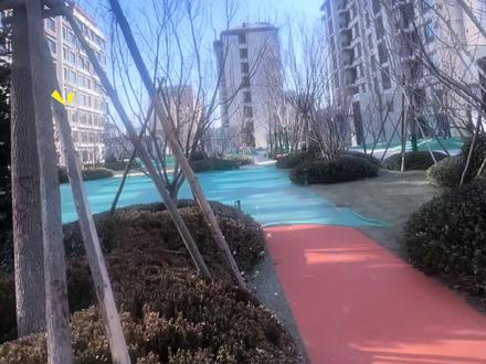 山澜樾府低层特价房,春节期间抄底,准现房五月精装交付,110平至115平总价低至240-250w春节期间还送产权车位,精装修交付,小区绿化环境优美#得房率高#免收佣金#不收任何费用#原创视频#