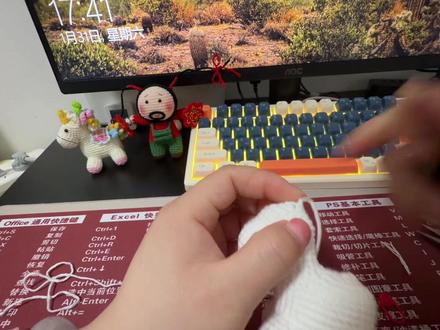 #钩织 #彩虹小白马 小马头部钩织教程