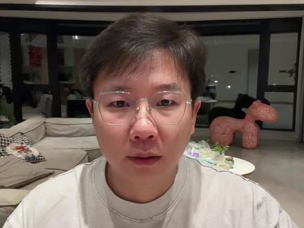 我只有同和抖这二个账号。粉丝很多就是我。 很重要这条视频#野人哥 #全能的野人#股民