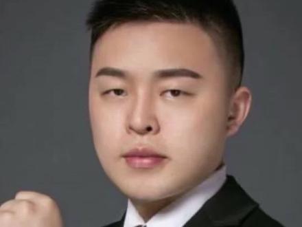 #国投白银LOF快速跌停 如何不限购购买标普500和纳指100,关注我 #美股 #资产配置 #定投纳指