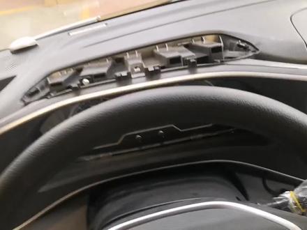 大通v80 plus中控导航拆卸教程