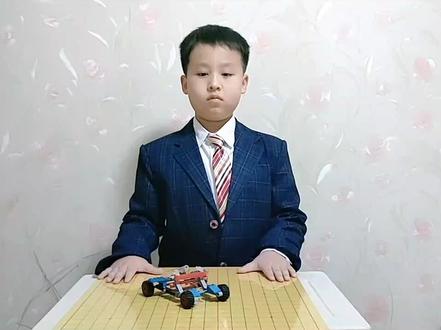 #科学实验挑战 #皮筋动力小车
钱学森科技小学李@源《动力小车》