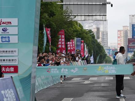 2026安顺马拉松女子前三#安顺马拉松