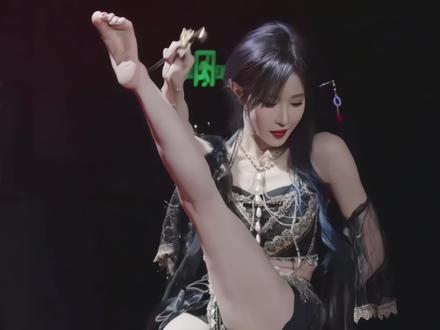 “会跳舞的腹肌” #性感女神 #颜值 #段艺璇