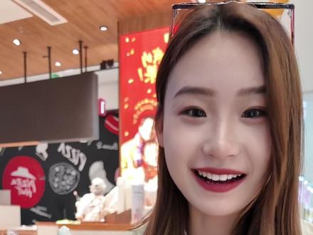 我要爱野人先生一辈子了!啊!19.9双拼口味真的是想都不敢想 #野人先生 #冰淇淋 #比会吃更惠吃 #美食vlog日常 #vlog十亿流量扶持计划