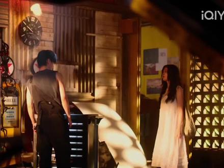 暮暮这几声“哥”直接叫的我人直接没了!怎么可以这么可爱😍#虞书欣 #姜暮 #双轨@DOU+小助手