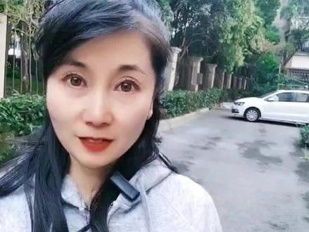 你们知道吗?抖音主页最上面一排可以调整顺序和切换排版啦! #中视频伙伴计划 #知识分享 #短视频创业