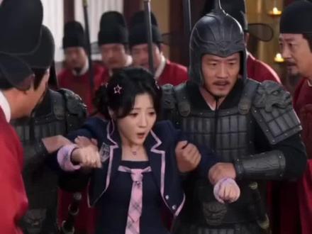 刀:登基上位!你们(酱包)真是害苦了刀啊 #刀酱 #抽象 #ai @刀酱 @王艺萌