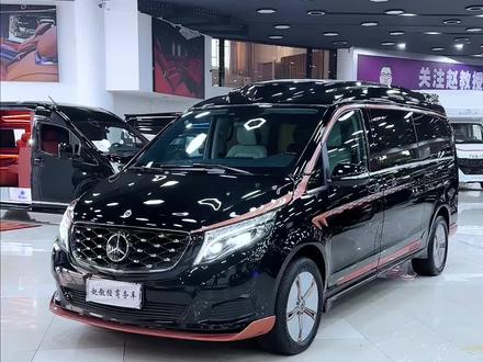 奔驰傲旋大白鲨公里数小年限近首付10个开回家#奔驰傲旋商务车 #mpv商务车#豪华车#精品二手车