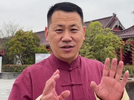 清明祭祀别乱买,这些祭品不仅没用还亵渎祖宗#弘扬传统文化传播正能量 #国学智慧 #烧香祈福 #香火 #文明祭祀