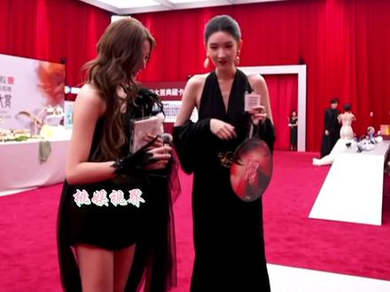 王玉雯和朱美吉是头对头的大学室友
#桃娱视界 #王玉雯 #朱美吉 #星光大赏