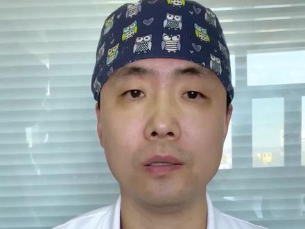 手术室大揭秘!为什么手术室开门都是用脚呢?外科医生来告诉你 #神经外科 #手术室你不知道的事 #涨知识 #神经外科郭毅