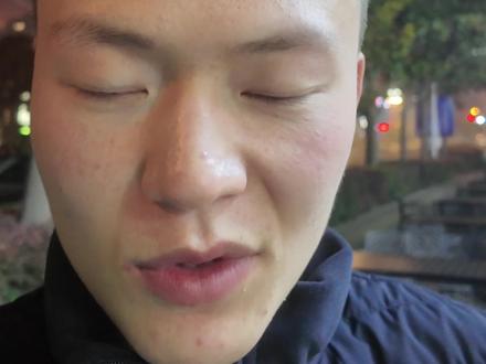 在兰州拉面店里一口气吃八种面型会是什么感觉,今天一个视频带你看到爽#兰州拉面 #杨小毛 #洛阳