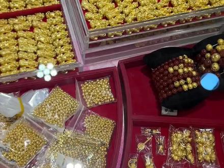 发现个珠宝批发城,听说大盘价450+15元工费就能买到,进去一探究竟#性价比 #黄金首饰 #太原 #珠宝批发城