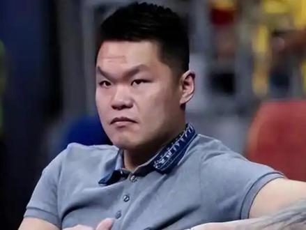 广东宏远今日早报!朱芳雨点名要人 ,裁掉萨林杰加签下摩西布朗?欲补强内线#朱芳雨 #萨林杰 #广东男篮