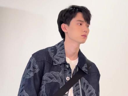 《无法拒绝的00后》哈哈哈哈哈 #少年感 #520快乐 #00后