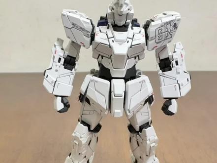 沉浸式爆甲MGEX独角兽