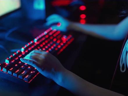 Python技术除了不能帮你生孩子,其他的都行,那我要它炒菜做饭可以吗?#python编程 #Python爬虫 #Python脚本