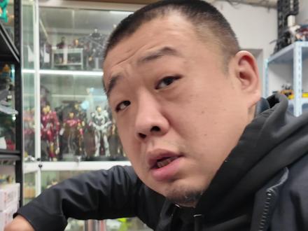 黄金价格持续上涨,突破5000美元指日可待#财经 #硬核深度计划 #黄金 #青年创作者成长计划