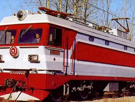 韶山型机车介绍#铁路 #火车 #铁道线上的中国 #交通 #中国铁路