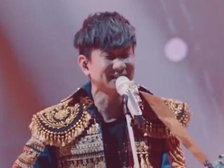 陪你一起变老歌词表达了什么 fc7f3ca05936c33b52398e1533090aa0~tplv-dy-resize-origshort-autoq-75:330.jpeg?x-expires=1993572000&x-signature=BVaSisa36i2GXOrzGgjOmIGk3yg%3D&from=3213915784&s=PackSourceEnum_AWEME_DETAIL&se=false&sc=cover&biz_tag=pcweb_cover&l=202303080243525439CD3F8DBCEB4F27C8