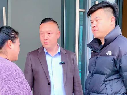 主管竟然在卫生间门口收费,太不可思议了!#内容太过真实 #万万没想到