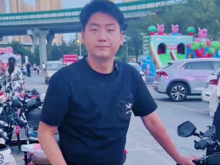 #摩托车 #踏板摩托车推荐 #踏板 #总有一款适合你 #小摩托不堵车 长征版150 火热销售中 欢迎大家来试乘试驾 喜欢私信哦
