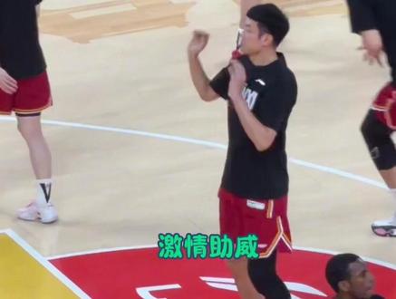 榜一大哥的罚单又来了…👍 #CBA #山西男篮 vs#广厦男篮
#cba裁判 #cba官方
重新声明一下啊,山西今年一共是罚了27万
喊黑哨2场 2万/场,一共4万
迪亚洛做了个手势👍3万, 潘江追加1万
加上视频里的19万
累积榜一大哥被罚27万👍👍👍
判罚尺度全看裁判心情,
罚款多少全凭联盟喜怒。
赛场规则随意更改,是非黑白任由摆布。
一路打压万般针对,从未低头半步。
纵使处处被针对,山西男篮又惧谁来?