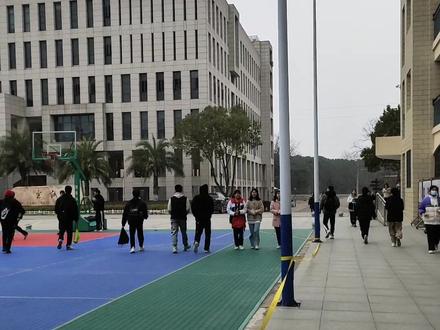 平江三中,母校随拍
#美丽校园 #梦开始的地方