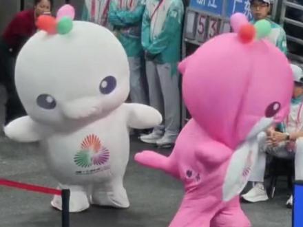 史上最“癫”吉祥物“大湾鸡”火出圈,全运会的顶流们可太会整活了,网友:谁能拒绝这么可爱的“现眼包”#全运会 #全运会吉祥物 #大湾鸡 #可爱