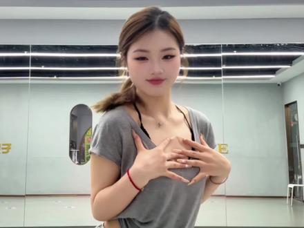 太洗脑了这个舞 #后裔 #赵梓婷 #慢摇 #一学就会系列