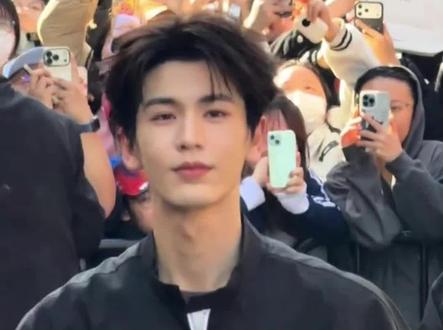 谨言慎行的含金量还在上升#张凌赫#情商#地域歧视