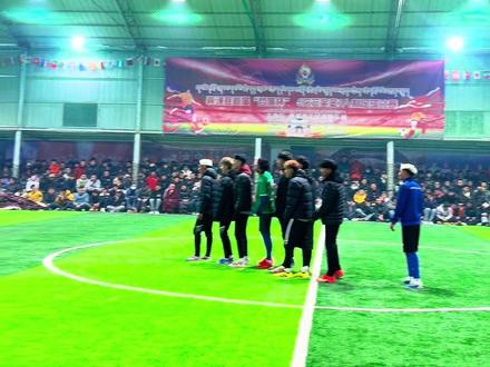 囊谦县首届“哲噶杯”7人制足球比赛