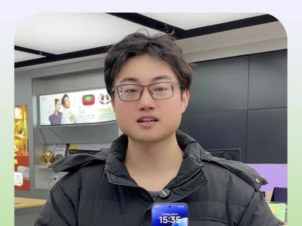 小米手机竟然可以一键清理内存,你不会还不知道吧! 一天一个小米手机小技巧·第97期——删除缓存垃圾
打开【设置】,点击【我的设备】,再选择【存储空间】,再点击【立即清理】和【焕新存储】,就可以一键自动删除掉缓存垃圾了。
年底想买新手机的小伙伴,点击左下角卡片,预约锁定年货节优惠!
#小米 #小技巧 #国补 #年货节 #苏宁易购