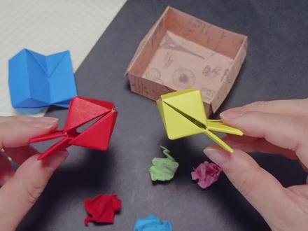 一张正方形纸张做的夹子多有趣,不用说,快去体会一下吧! #折纸教程 #折纸玩具 #折纸夹子 #亲子手工