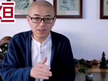 #咬文嚼字
《烜》字怎么读
#希望帮到更多人