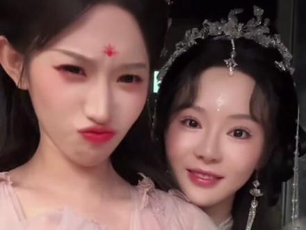 许若彤苏西马嘉苒晚上直播#许若彤#苏西 #马嘉苒