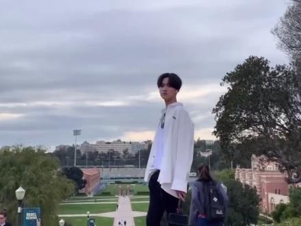 #创造营2021 #周柯宇 18岁帅弟,美籍华裔,在节目不忘用英语传播中国文化#英语口语 @DOU+小助手