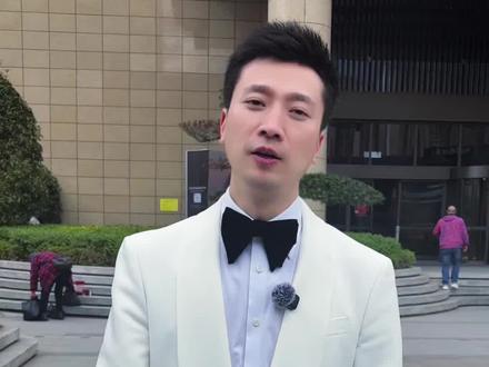 #热门@何魑魅 @小燕子
很荣幸,主持何魑魅@小燕子的婚礼
从屏幕里的温暖
到生活里的圆满
终于娶到了
满心欢喜的姑娘
新婚快乐,岁岁相依
#婚礼策划 #婚礼主持 #婚礼现场