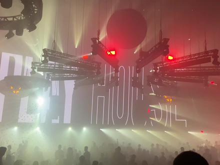 来个一分钟完整版的帅气开场秀 #playhouse西安 #大型蹦迪现场