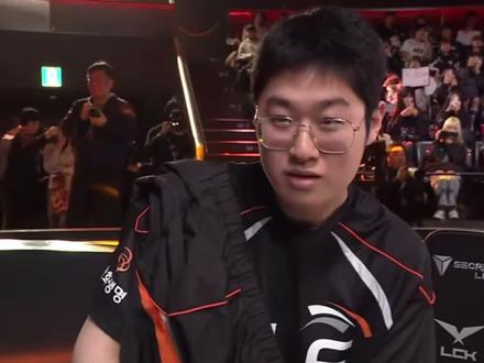 HLE3:2战胜GenG!宙斯赛后拒绝韩华羞辱报价#GEN对战HLE #hle战胜gen #zeus #lck #识货种草官