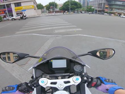 张雪ZX500RR真实体验 车子还要骑了才知道#张雪机车 #摩托车 #机车 #zx500 #摩托车测评