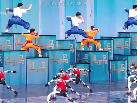 仅一年的颠覆性升华,今年的春晚机器人,为什么能震撼国内外?#硬核深度计划 #全球创作者计划 #春晚机器人