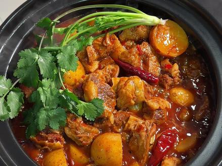 小土豆烧牛肉,也是年夜饭菜品之一 #家常菜 #年夜饭 #家庭版 #做饭日常