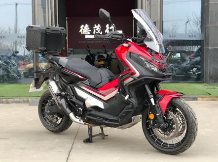 本期介绍本田X-ADV各位车友还想看啥车就留言给我,我满足你们 #机车机车机车