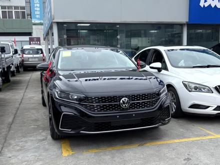 帕萨特2023款330星空精英版最新落地价格,帕萨特380豪华版价格优秀。#帕萨特 #dou是好车