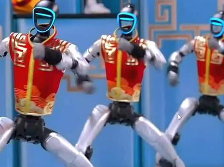 那些在春晚一夜爆红的机器人,后来都怎么样了?从2012年第一次登上春晚当背景板,到今年能人机互动,担当主角撑起整个节目,这背后是中国科技的崛起……
#宇树 #机器人 #春晚 #机器人总动员 #春晚经典