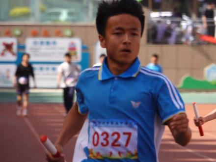 驰骋在运动场上的朔州市五中佼佼者们 #朔州市五中 #运动会 #运动会开幕式