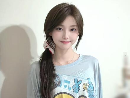 怎不忍心怪你对我太独特~#宋小睿 #嘉桐摇 #手势舞