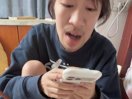 查高考都没哭过#雅思 #查成绩 出分7(6.0)!!
两点出成绩 提前放了好运来和一路生花哈哈哈哈